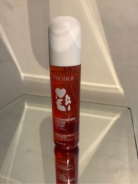 Pacifica strawberry cream mist